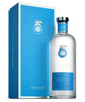 Casa Dragones Tequila Blanco bottle and presentation box image.